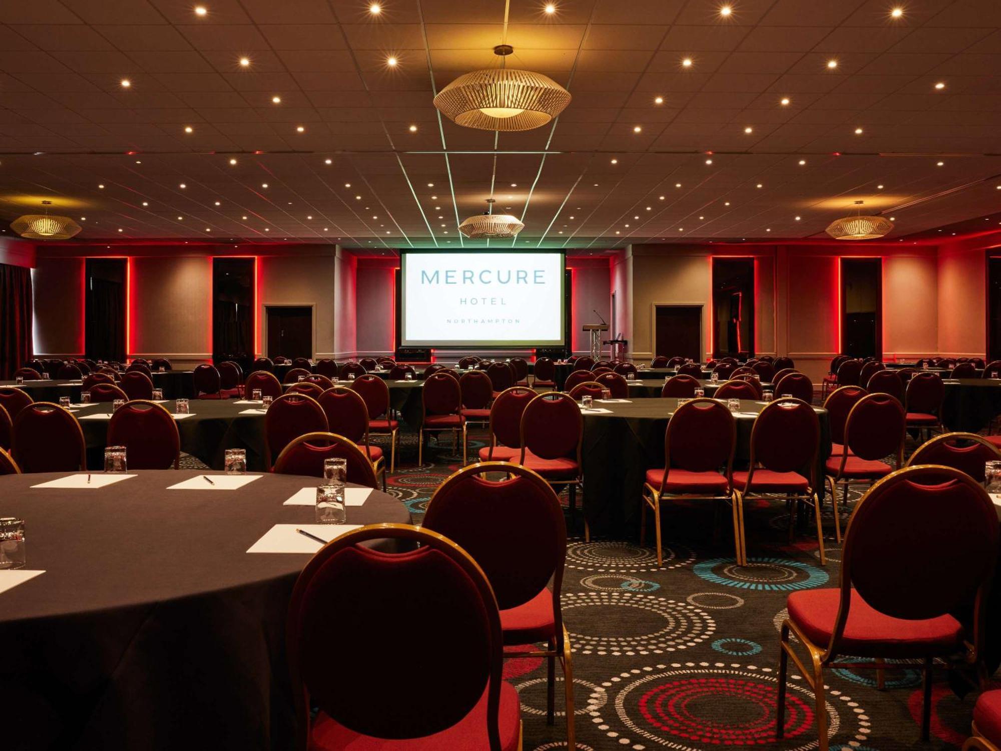 Mercure Northampton Exterior photo